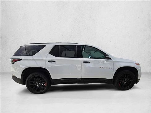 Used 2020 Chevrolet Traverse Premier w/ Redline Edition FWD image 4