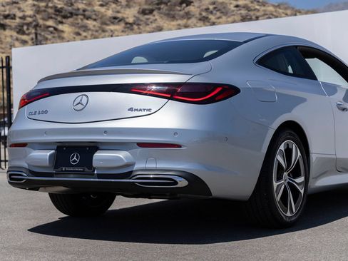 Used 2024 Mercedes-Benz CLE 300 4MATIC Coupe image 11