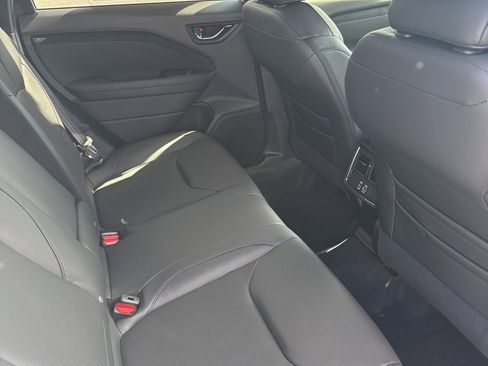 New 2025 Subaru Forester Limited w/ Popular Package image 12