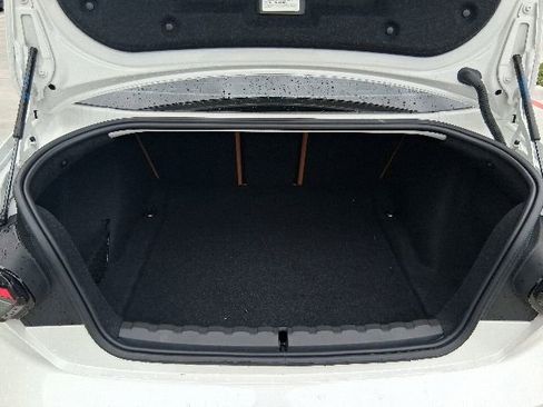Used 2023 BMW 230i Coupe w/ Premium Package RWD image 6