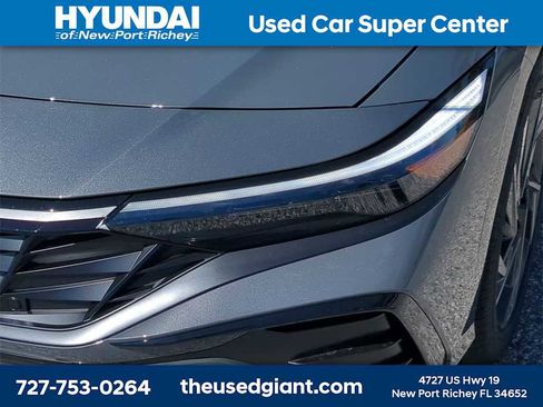 New 2026 Hyundai Elantra Limited image 11