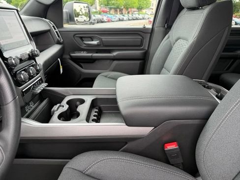 New 2026 RAM 1500 Express AWD/4WD image 23