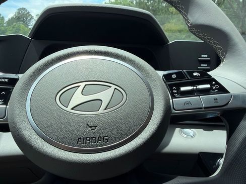 New 2026 Hyundai Elantra SEL Sport Premium FWD image 29