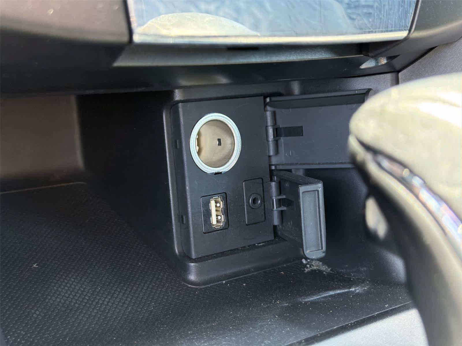 Used 2013 Honda Accord EX-L image 37