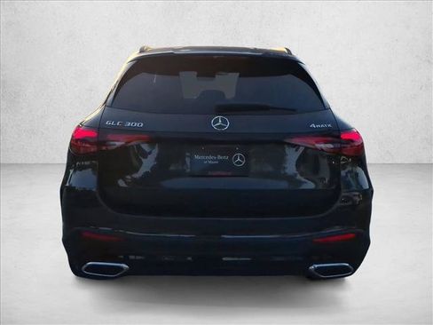 Used 2026 Mercedes-Benz GLC 300 4MATIC image 7