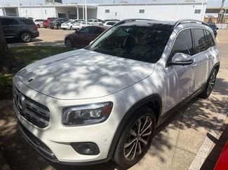 Used 2021 Mercedes-Benz GLB 250 4MATIC video 1