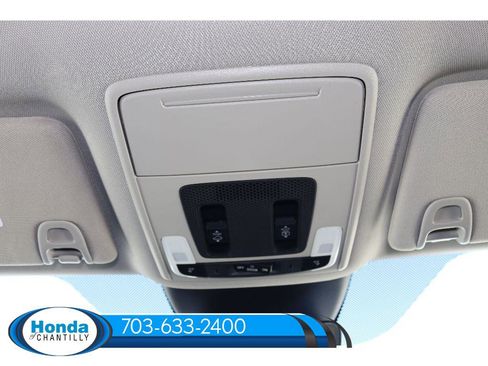 New 2025 Honda Pilot Touring image 14