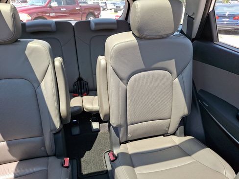 Used 2017 Hyundai Santa Fe Limited AWD/4WD image 20