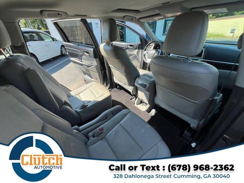 Used 2016 Toyota Highlander Limited w/ Driver Technology Package image 24