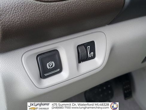 Used 2020 GMC Acadia SLE image 35