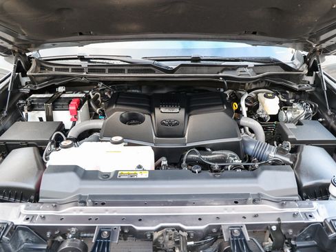 Used 2024 Toyota Tundra SR5 RWD image 16