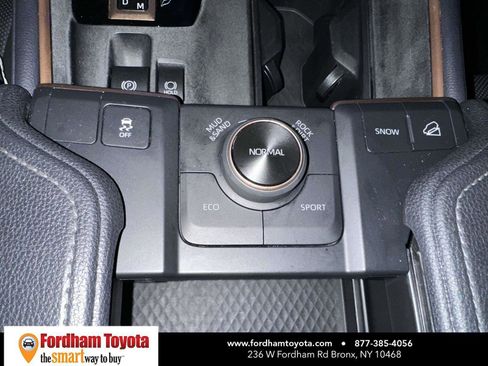 Used 2024 Toyota Grand Highlander AWD Hybrid image 35