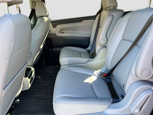 Used 2024 Honda Odyssey EX-L image 24