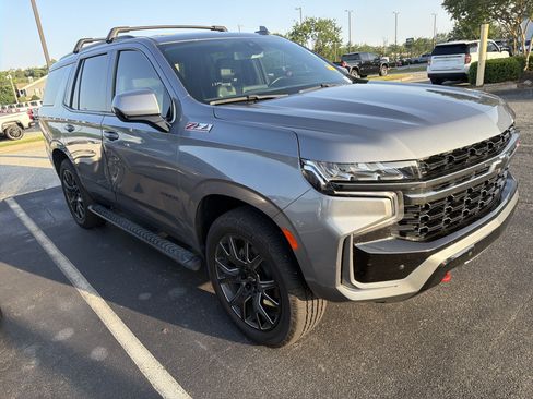 Used 2021 Chevrolet Tahoe Z71 AWD/4WD image 2