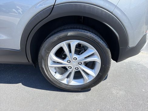 Used 2023 Buick Encore GX Preferred FWD image 19