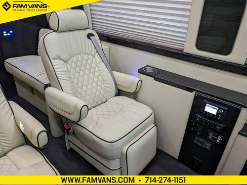 Used 2019 Mercedes-Benz Sprinter 170 Cargo image 12