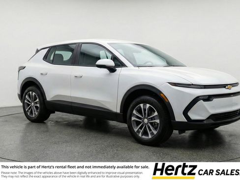 Used 2025 Chevrolet Equinox LT image 1