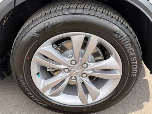 Used 2024 Acura MDX SH-AWD image 12