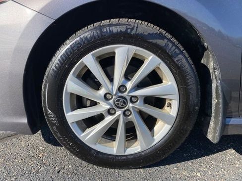 Used 2022 Toyota Camry SE image 21