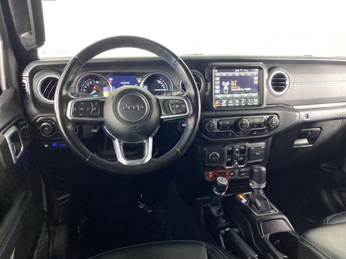 Used 2021 Jeep Wrangler Unlimited Rubicon 4xe w/ Cold Weather Group image 22