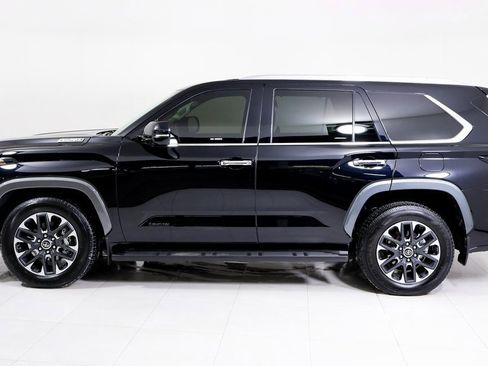 Used 2024 Toyota Sequoia Limited w/ Tow Technology Package image 2