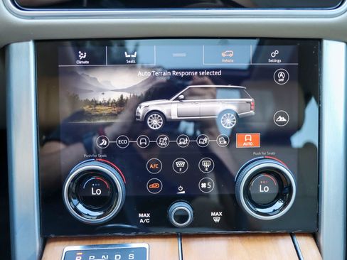 Used 2019 Land Rover Range Rover Supercharged AWD/4WD image 41