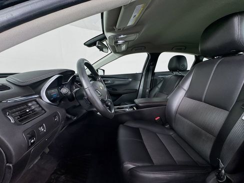 Used 2018 Chevrolet Impala LT image 24