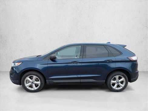 Used 2017 Ford Edge SE image 8