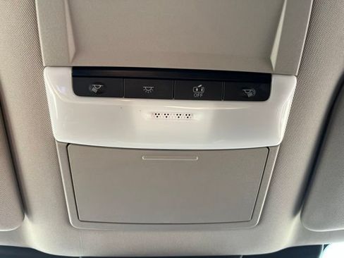Used 2025 Nissan Pathfinder S FWD image 25