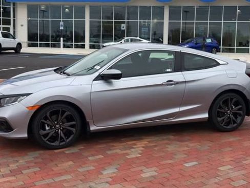 Used 2020 Honda Civic Sport image 5