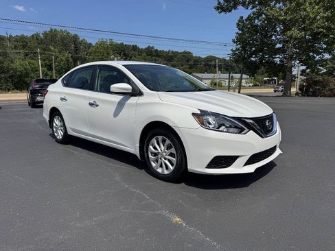 Used 2018 Nissan Sentra SV FWD image 4