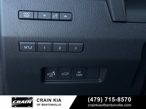 Used 2025 Lexus GX 550 AWD/4WD image 12