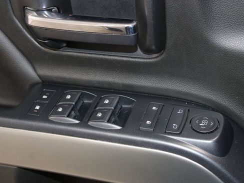 Used 2018 Chevrolet Silverado 1500 LT image 37