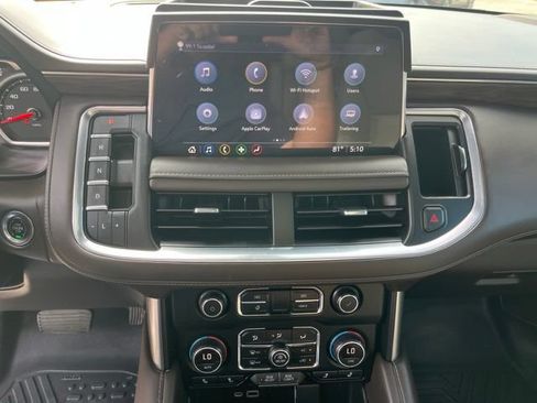Used 2021 Chevrolet Tahoe Z71 w/ Z71 Off-Road Package AWD/4WD image 24