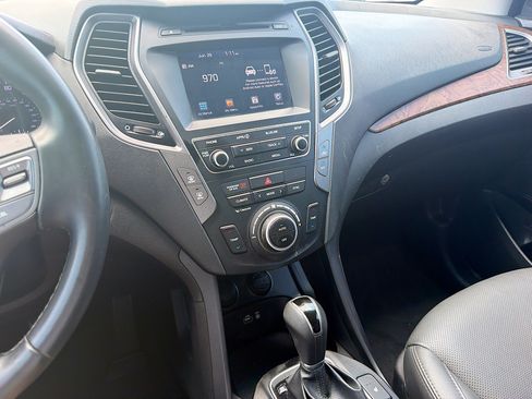 Used 2018 Hyundai Santa Fe Sport 2.0T FWD image 27