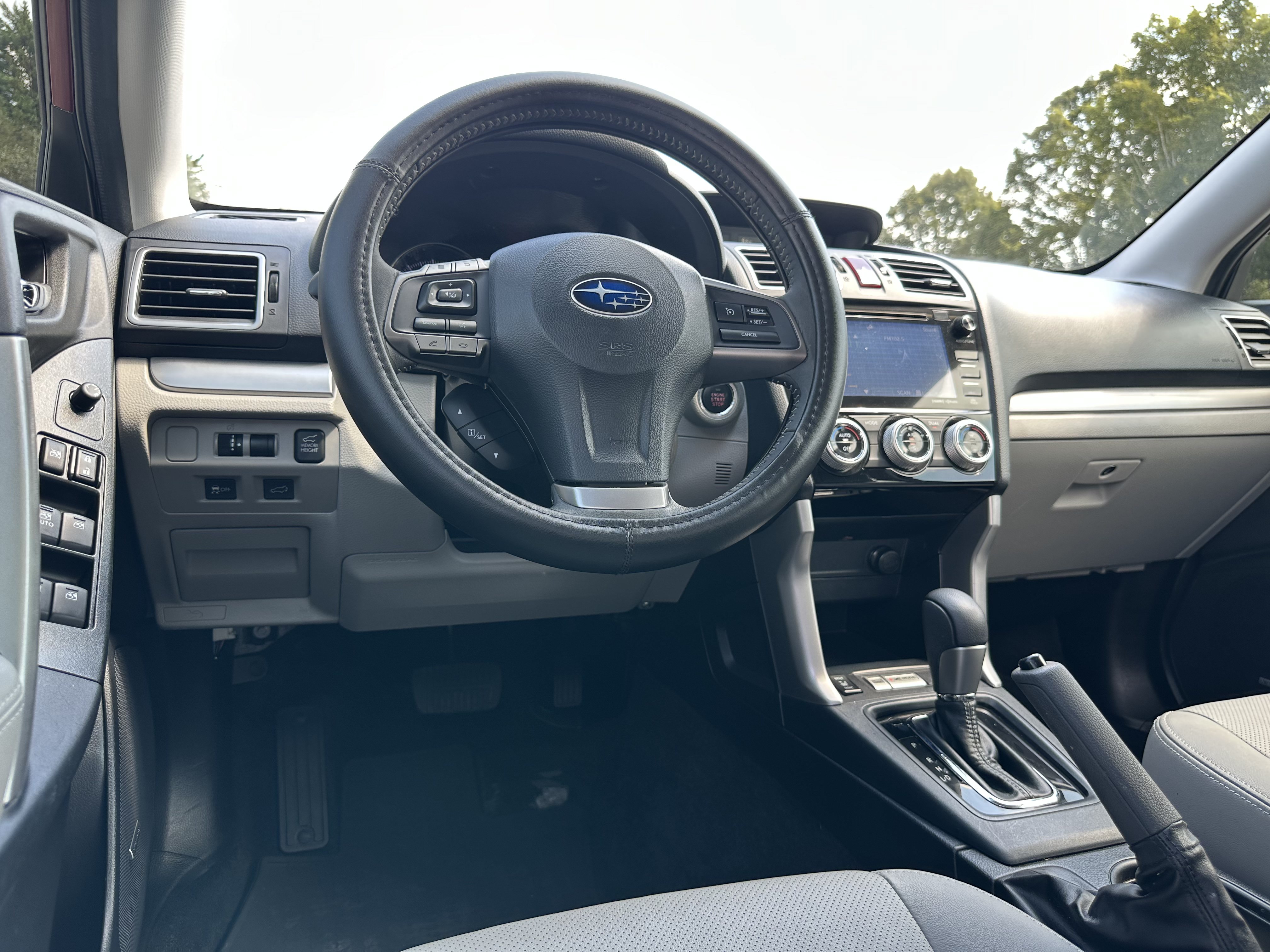 Used 2016 Subaru Forester 2.5i Touring AWD/4WD image 17