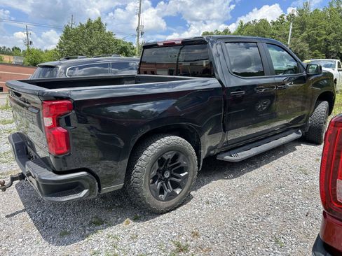 Used 2024 Chevrolet Silverado 1500 RST w/ Z71 Off-Road Package AWD/4WD image 2
