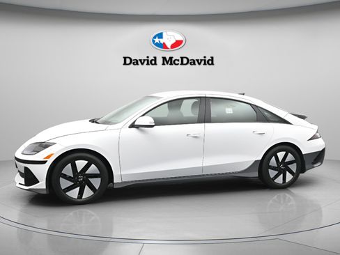Used 2025 Hyundai Ioniq 6 SE AWD/4WD image 5