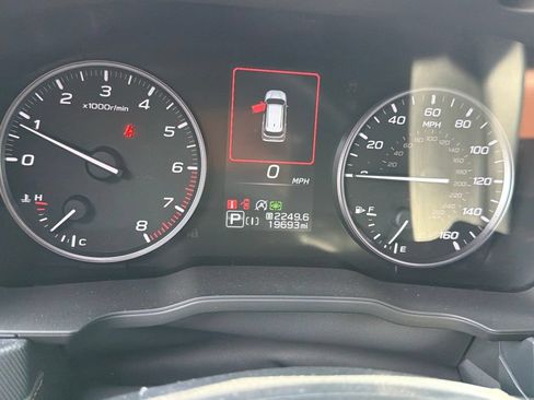 Used 2025 Subaru Forester Touring AWD/4WD image 18