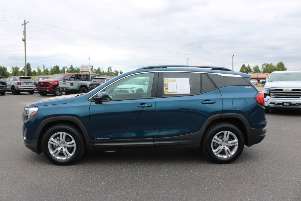 Used 2020 GMC Terrain SLE w/ Driver Convenience Package FWD image 6