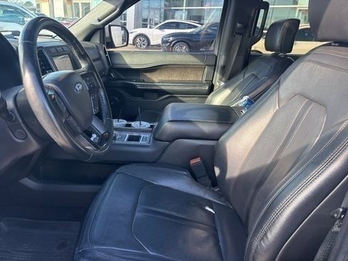 Used 2019 Ford Expedition Max Limited w/ Equipment Group 302A image 9