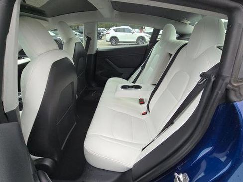 Used 2021 Tesla Model 3 Long Range image 9