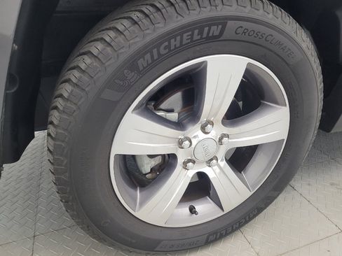 Used 2017 Jeep Patriot High Altitude AWD/4WD image 31
