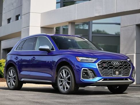 Used 2023 Audi SQ5 Prestige w/ Prestige Package AWD/4WD image 1