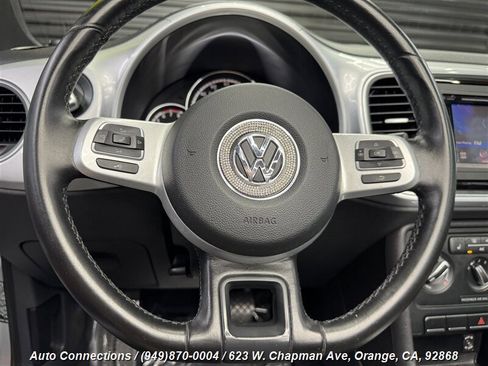 Used 2013 Volkswagen Beetle 2.5 image 17