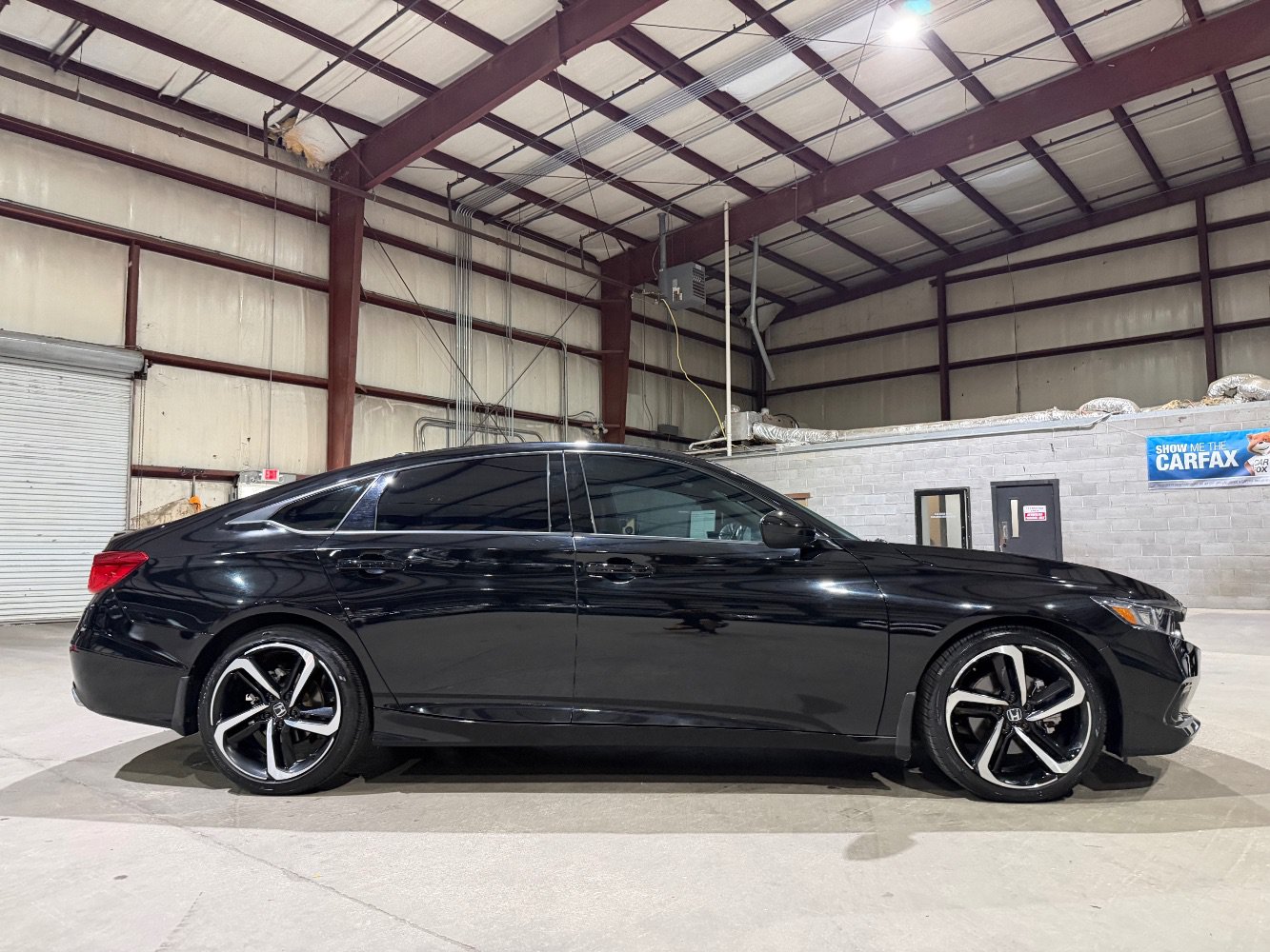 Used 2022 Honda Accord Sport image 4