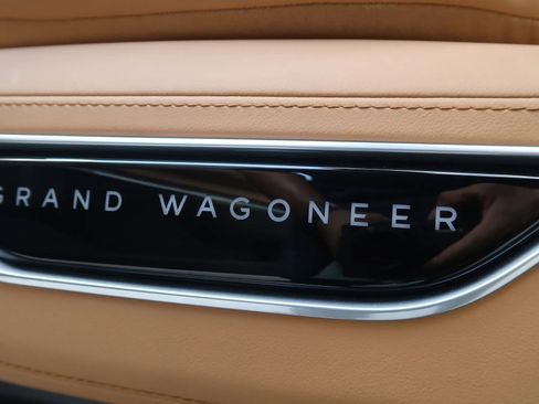Used 2023 Jeep Grand Wagoneer Series III w/ Rear Seat Video Group 1 AWD/4WD image 31