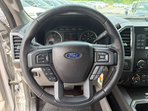 Used 2016 Ford F150 XLT w/ Equipment Group 301A Mid AWD/4WD image 25