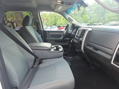 Used 2019 RAM 1500 Classic SLT RWD image 24