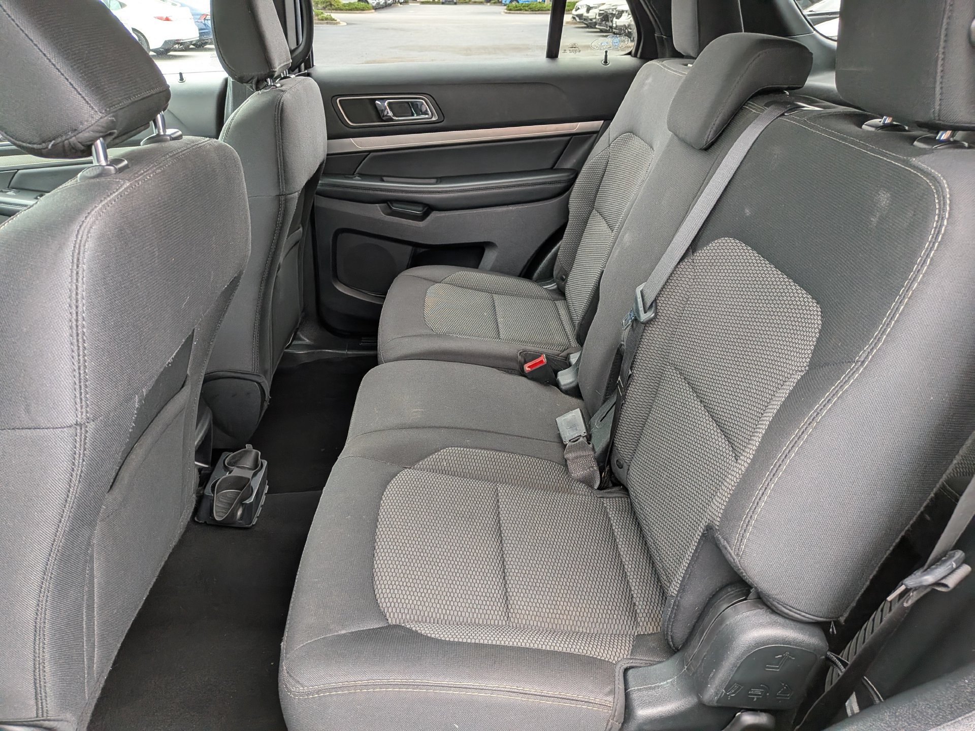 Used 2019 Ford Explorer XLT FWD image 16